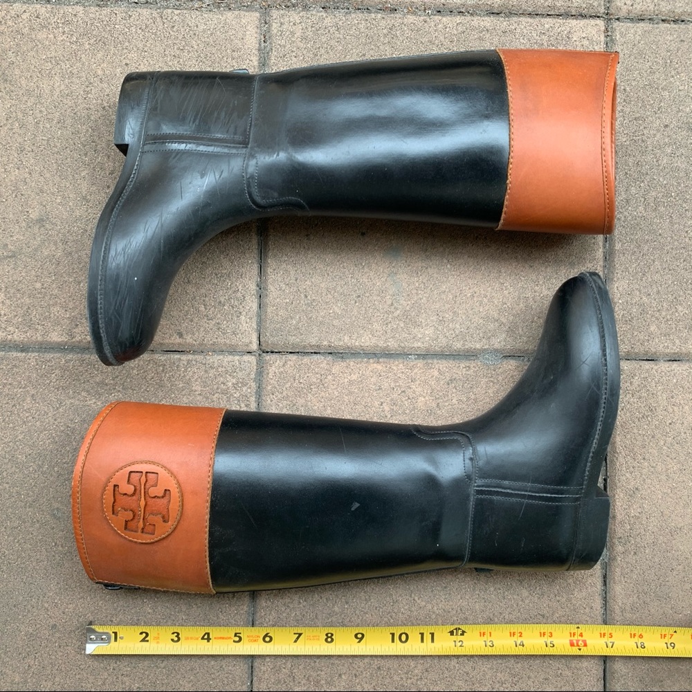 Tory Burch Rainboot with leather top size 5